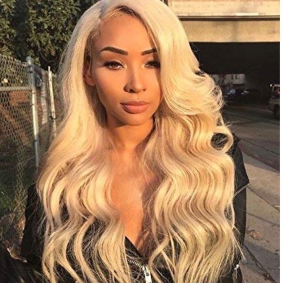 24” 613 PLATINUM 100%HUMAN BODY WAVY LACEFRONT WIG